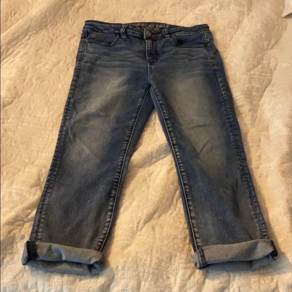 American Eagle cropped jeans